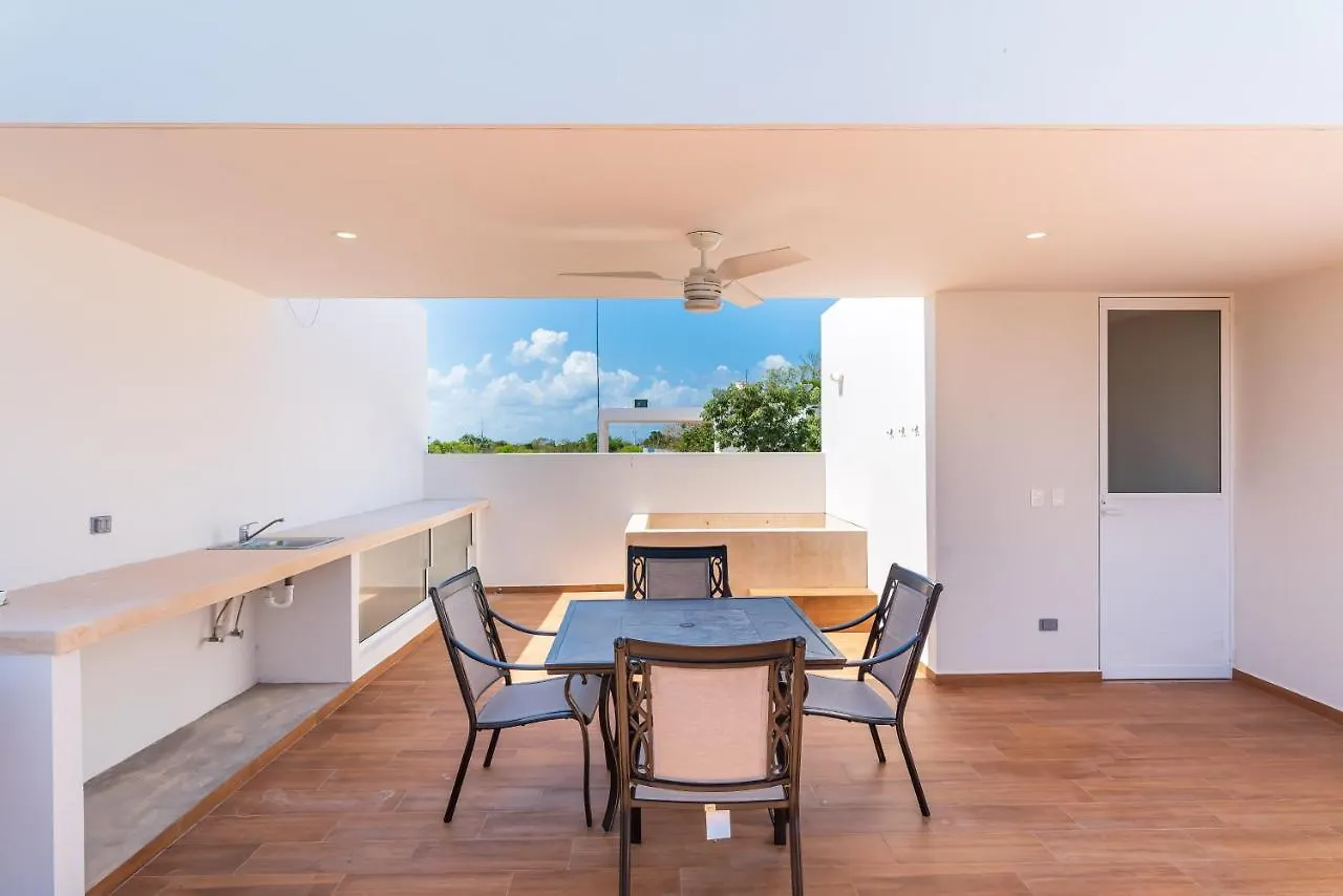 Entire House- 3Br With Private Roof Top Deck Πλάγια Ντελ Κάρμεν 0*,  Μεξικό