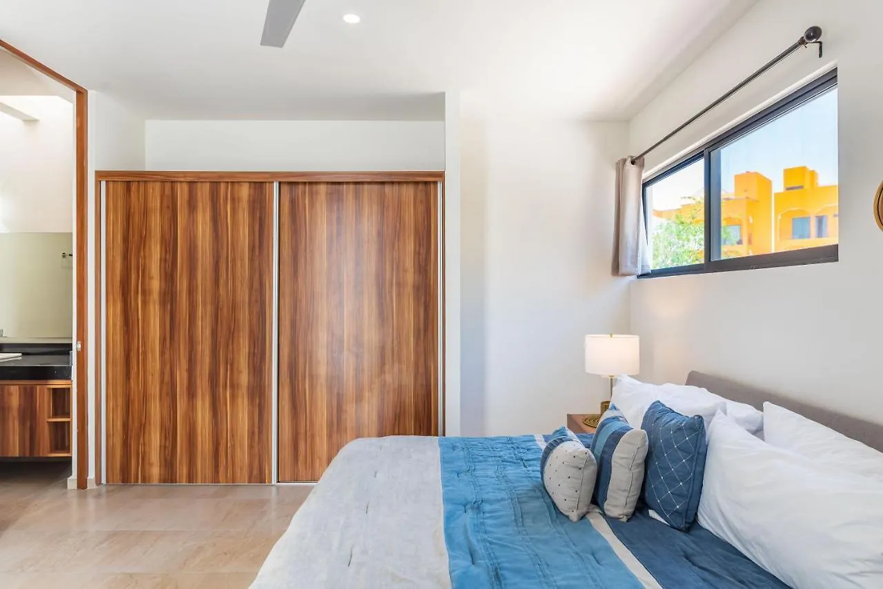 Entire House- 3Br With Private Roof Top Deck Playa del Carmen