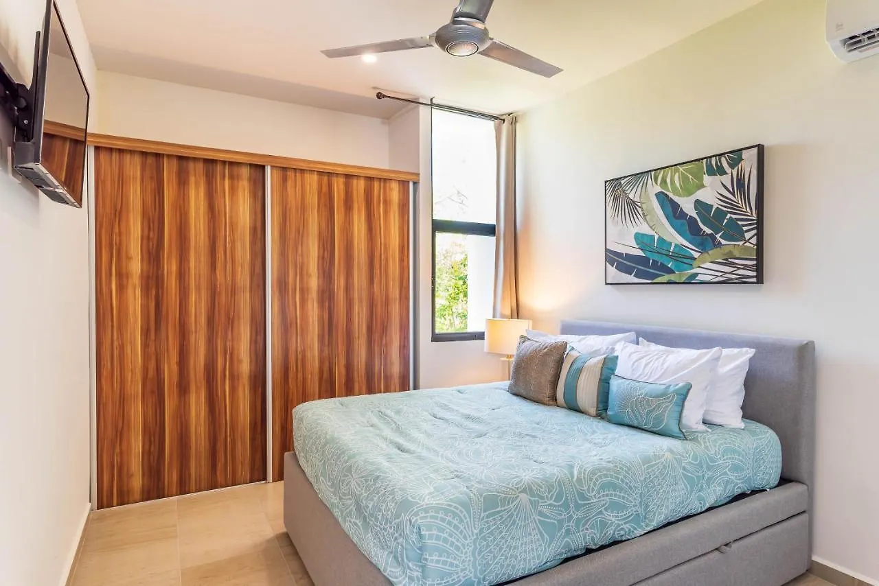 Entire House- 3Br With Private Roof Top Deck Playa del Carmen 0*,  Messico