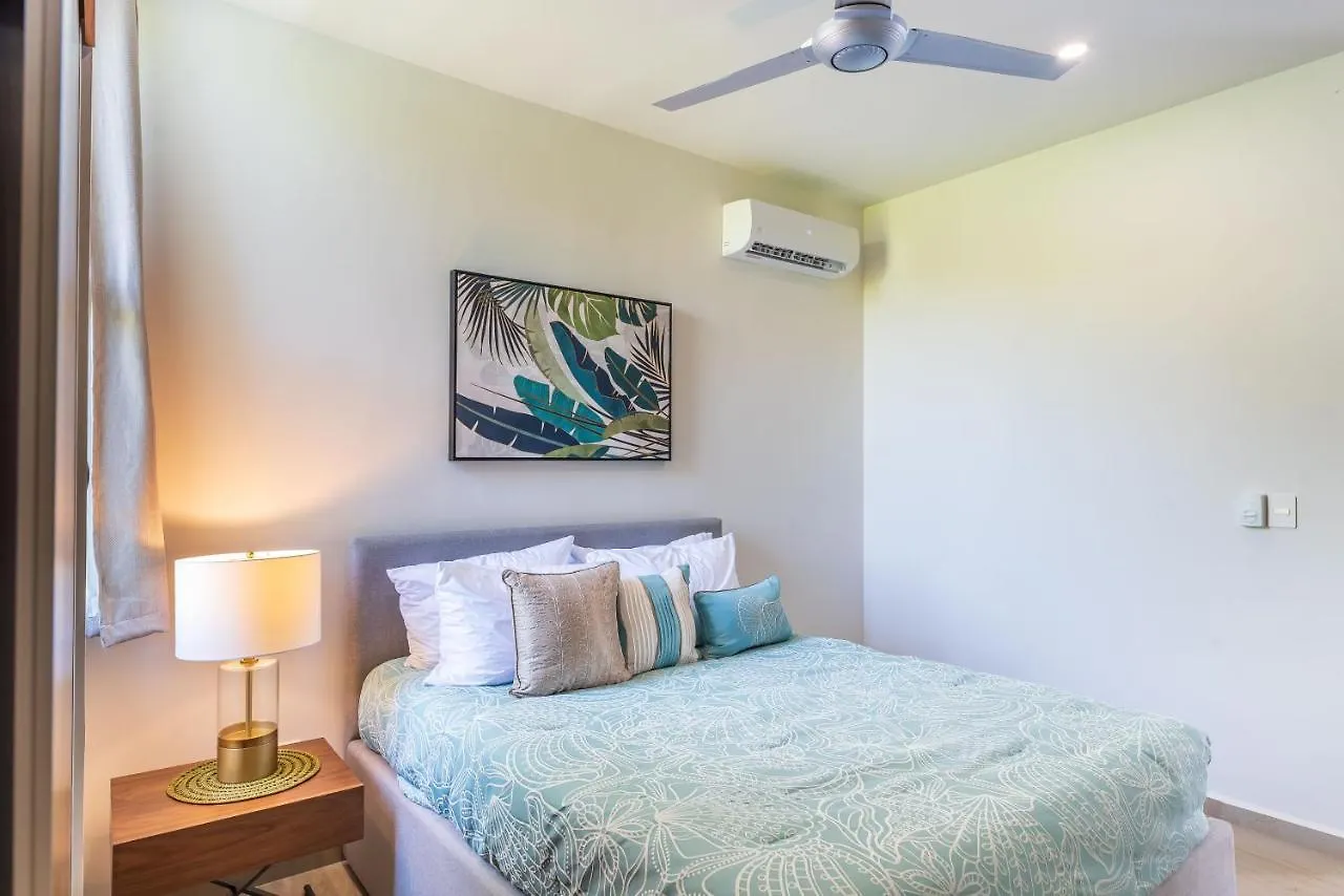 Entire House- 3Br With Private Roof Top Deck Playa del Carmen